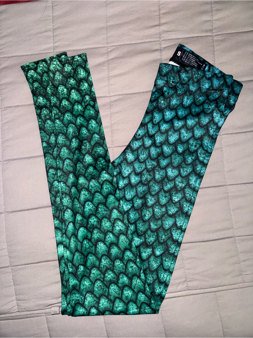 Blackmilk Rhaegal dragon egg leggings